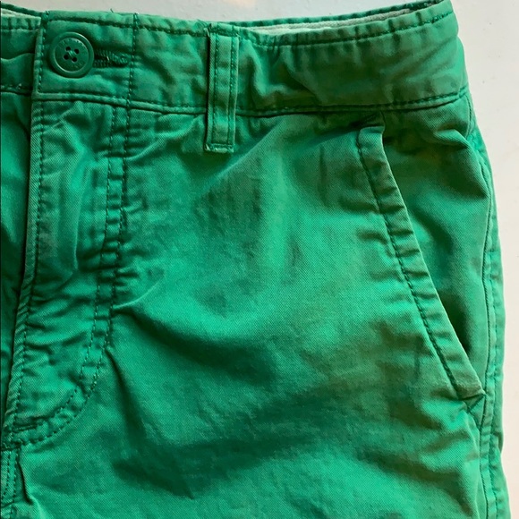 Boys Khaki shorts - Picture 2 of 4